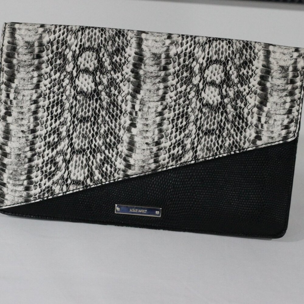 Nine West under the arm purse looks like snake skin face on black back